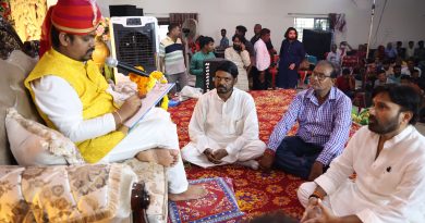 मां मातंगी धाम सरकार के दिव्या दरबार में गूँजी भविष्यवाणी — ओमप्रकाश धुर्वे शाहपुर से जीते, डिंडोरी में भाजपा की हार मां मातंगी धाम सरकार के दिव्या दरबार में गूँजी भविष्यवाणी — ओमप्रकाश धुर्वे शाहपुर से जीते, डिंडोरी में भाजपा की हार